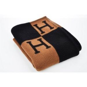 Vintage Avalon Throw Blanket